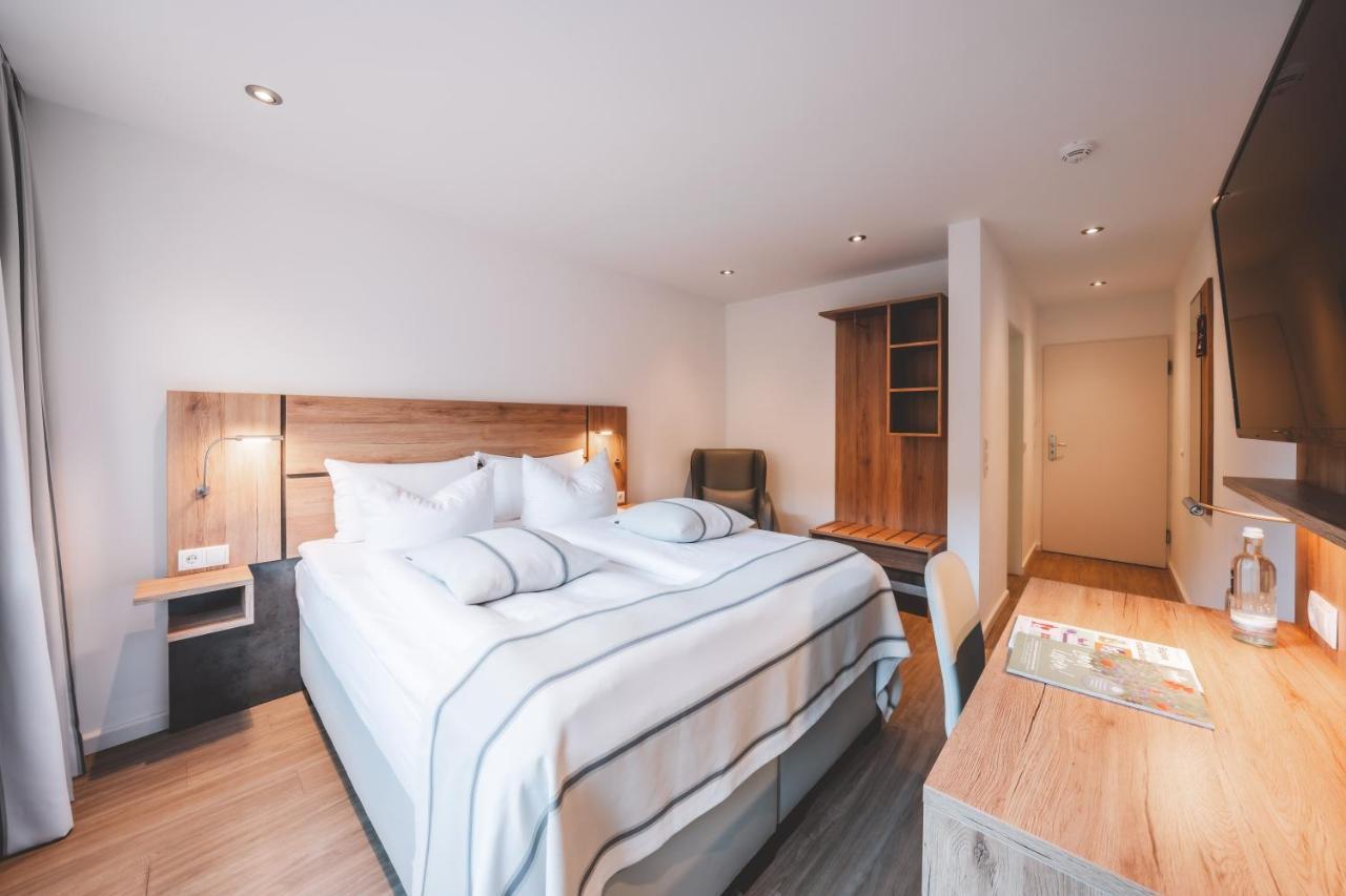 Landidyll Hotel Weidenbrueck & Spa Swisttal Екстериор снимка