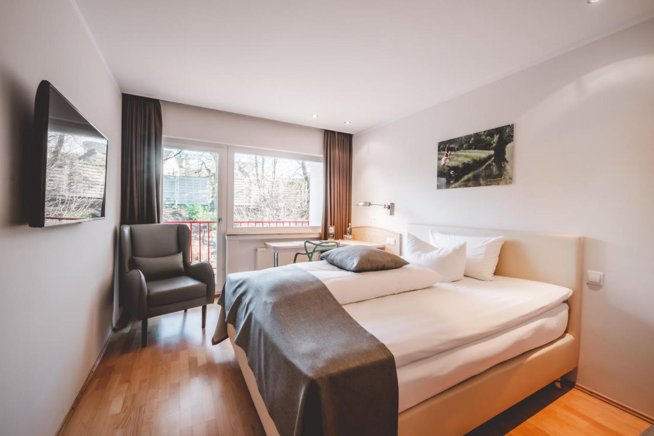 Landidyll Hotel Weidenbrueck & Spa Swisttal Екстериор снимка