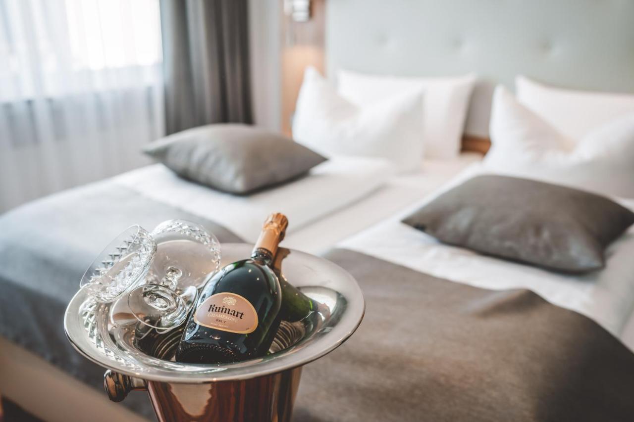 Landidyll Hotel Weidenbrueck & Spa Swisttal Екстериор снимка