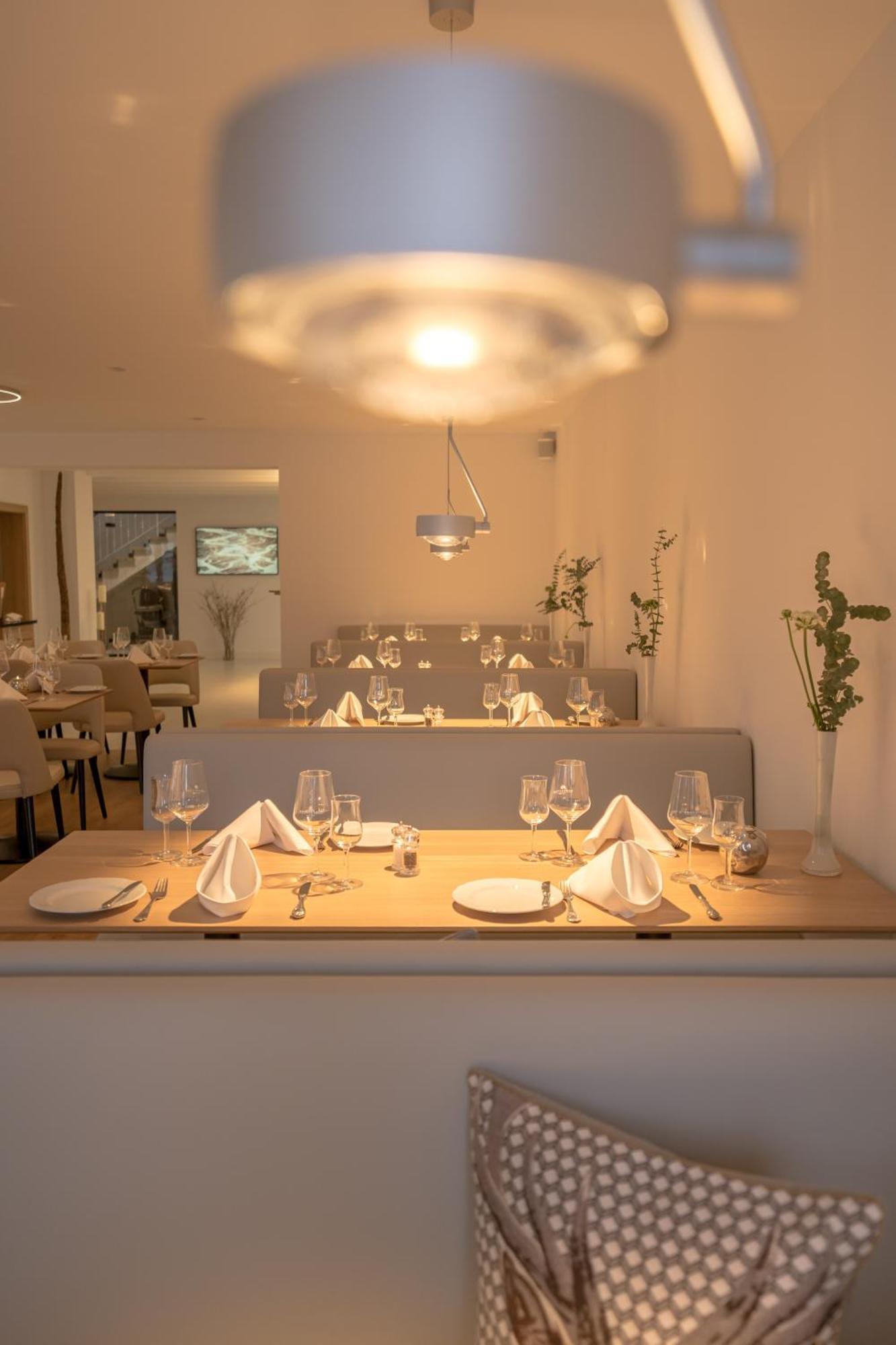 Landidyll Hotel Weidenbrueck & Spa Swisttal Екстериор снимка
